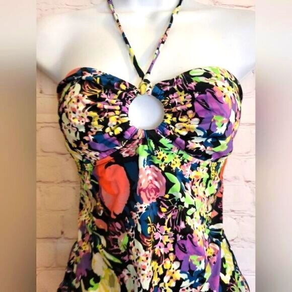 NWT Diane Von Furstenberg Floral Print One Pc. Bandeau Swimsuit Sz.S MSRP $170 - Picture 4 of 9